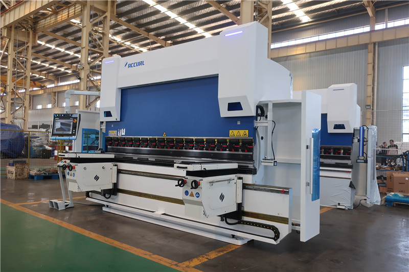 ACCURL CNC Abkantpresse DA69T